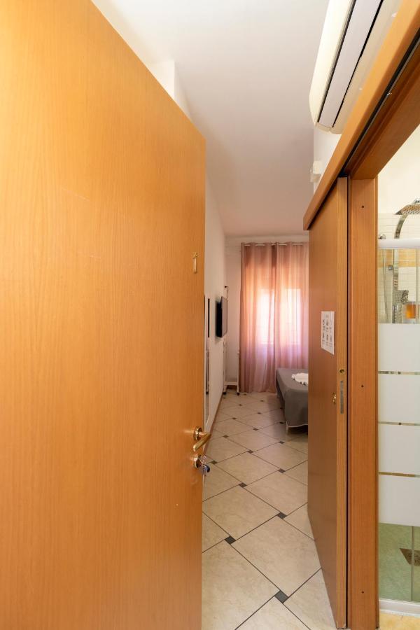 Vitti'S Home Verona 3 Buitenkant foto